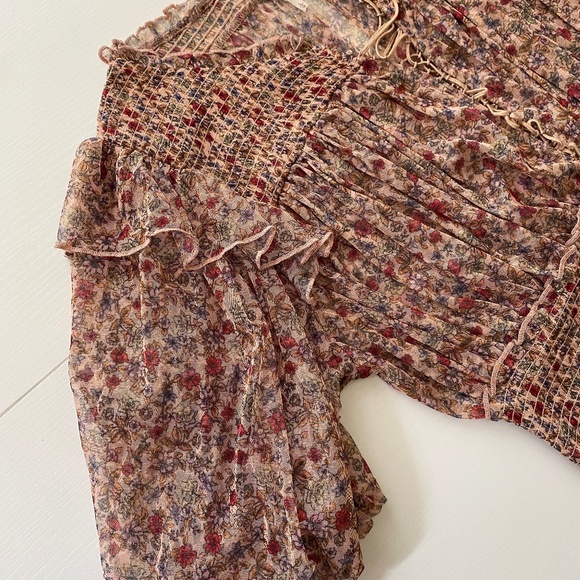 Free People Beatrice Lace Up Smocked Waist Floral Top Size Large - Picture 9 of 17